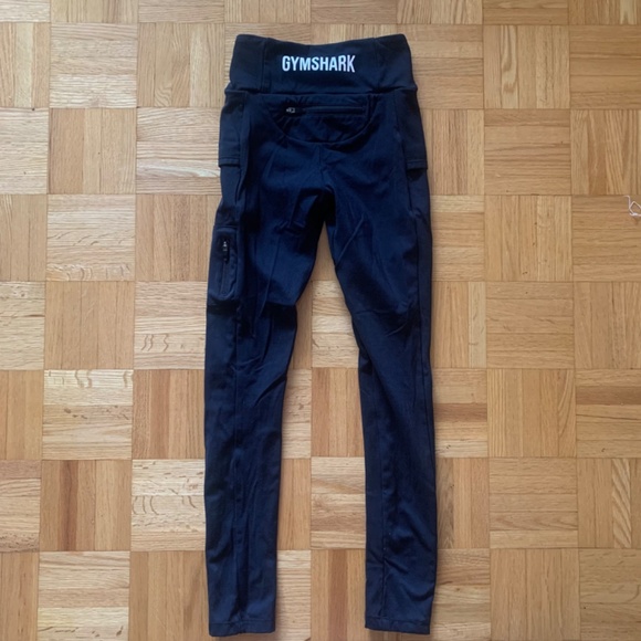 Gymshark Black Workout Cropped Leggings - Picture 2 of 5